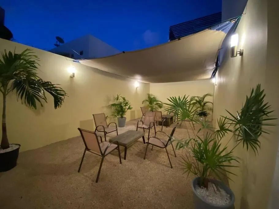 Heavenly New Townhouse W/Jacuzzi Near The Beach Playa del Carmen
