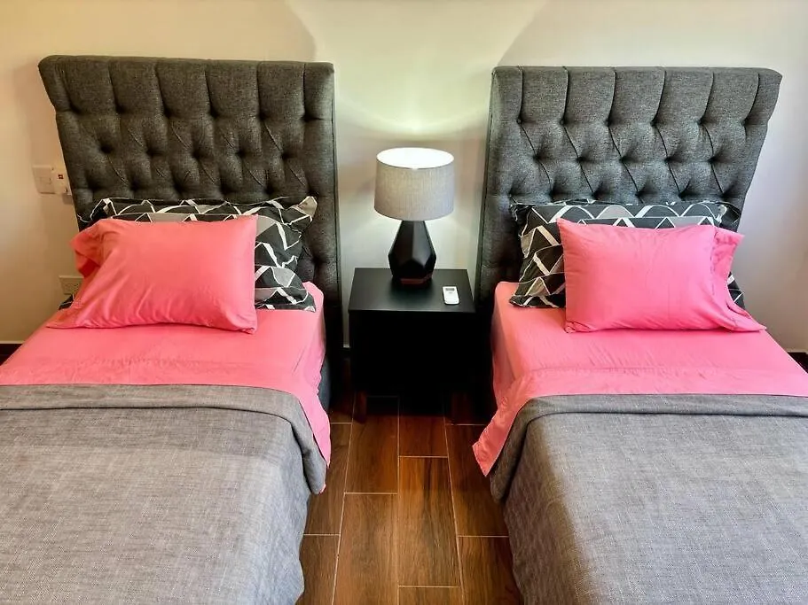 Heavenly New Townhouse W/Jacuzzi Near The Beach Playa del Carmen 0*,  Mexico
